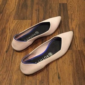 Petal Pink Rothy’s- 8.5